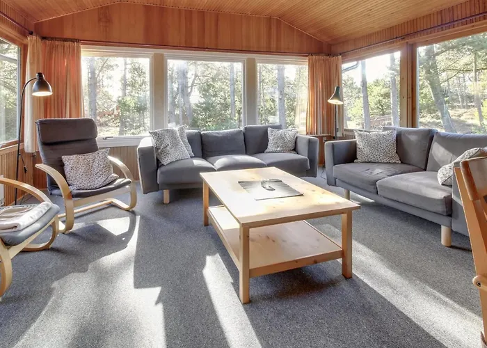 Christian - 3-5km From The Sea By Interhome *